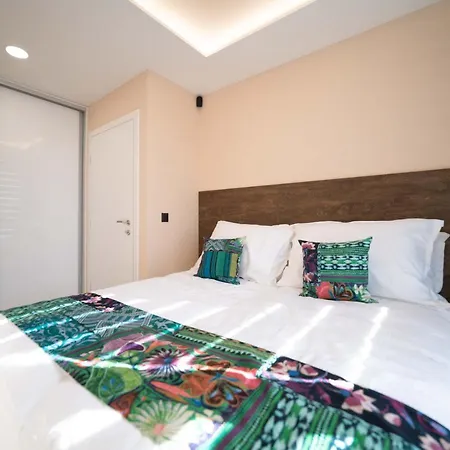 Luxury Apartamento *