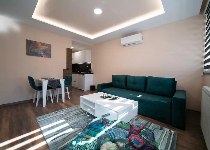 Luxury * Σαράγεβο