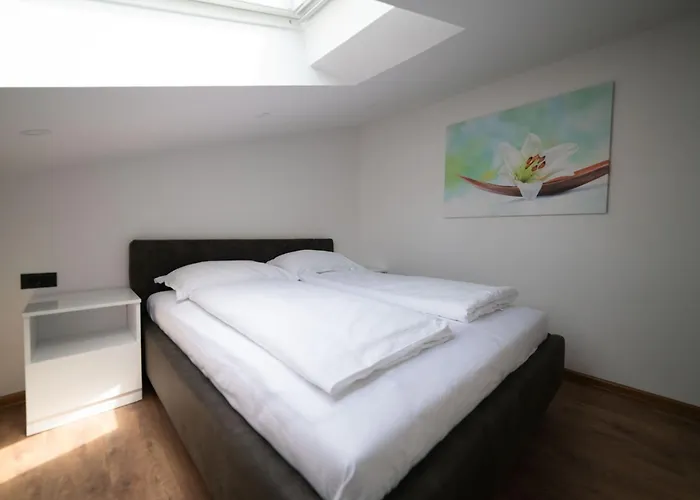 Luxury * Σαράγεβο